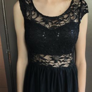 Cute dress!